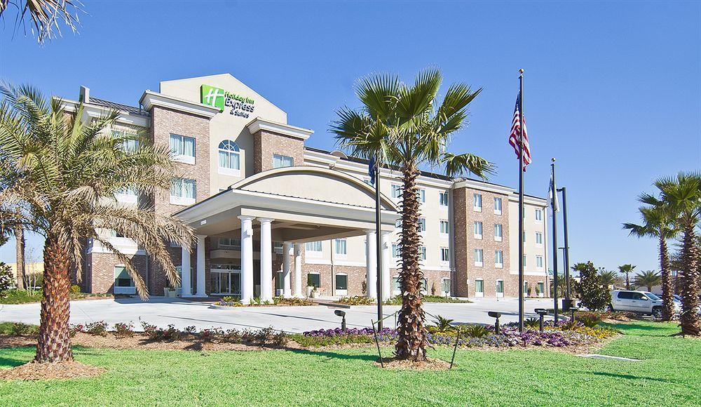 Holiday Inn Express & Suites Gonzales, An Ihg Hotel Extérieur photo